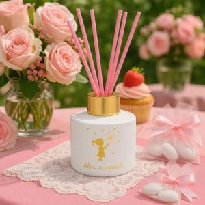 Μπομπονιέρα βάπτισης Αρωματικό Χώρου με Κοριτσάκι  AD-712